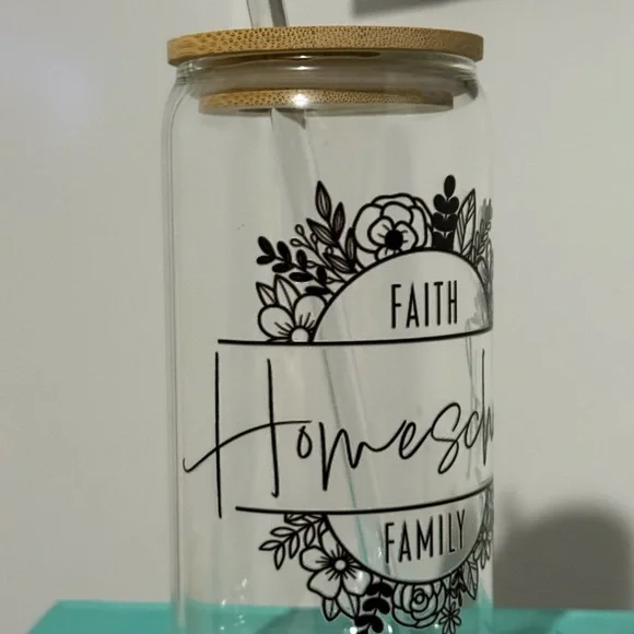 Floral‎ Glass Tumbler with glass Straw bamboo lid - Picture 2 of 4